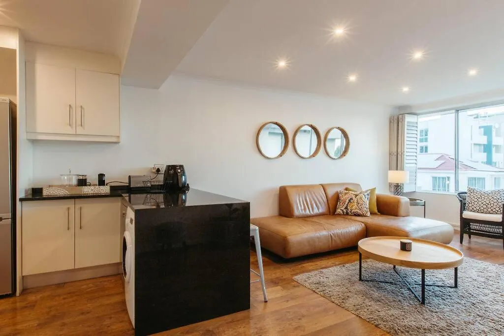Elegant Apartment With Parking Cape Town Güney Afrika